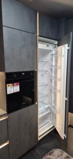 Moderne Burger Einbauküche Celine Betonoptik Fronten Detail