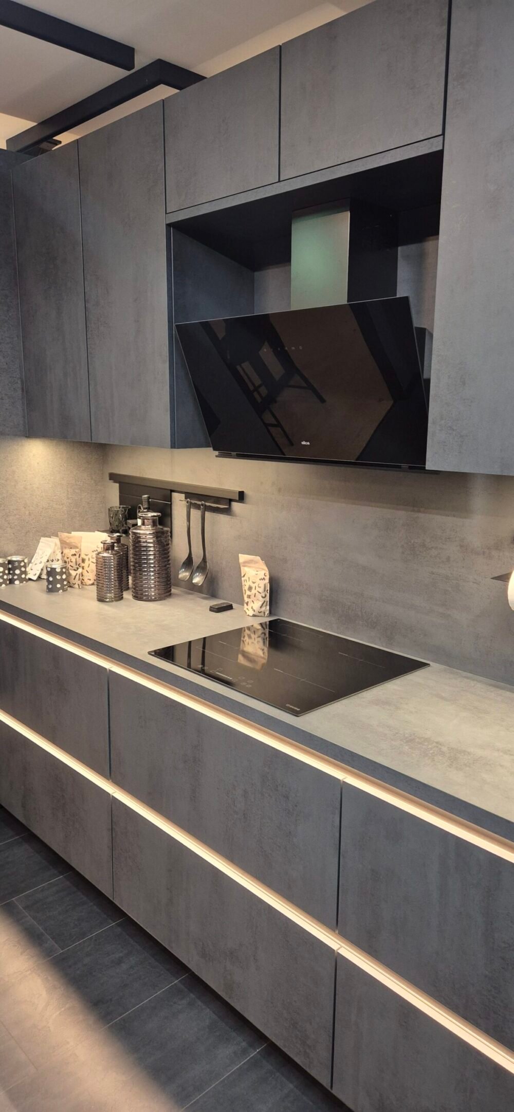 Burger Küche Celine Concrete Anthracite Hannover Ausstellung