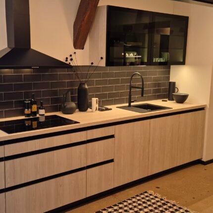 Moderne Burger Einbauküche Cora Shell Oak Fronten Detail