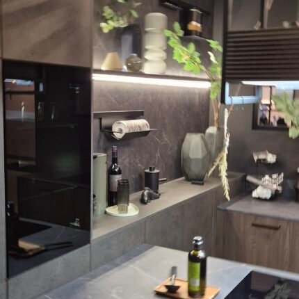 Moderne Burger Küche Holzoptik in Hannover